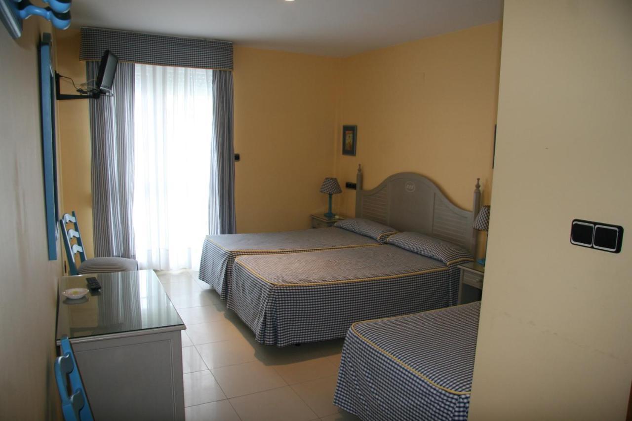 نوخا Hotel Pineda Playa الغرفة الصورة